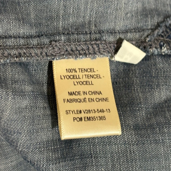 Chelsea & Violet Button down shirt - Picture 3 of 4